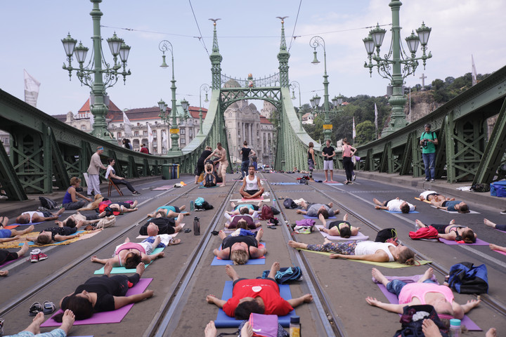 Fotó: MH-archív/Ficsor Márton Szabadtéri fitneszpályává változik a Szabadság híd