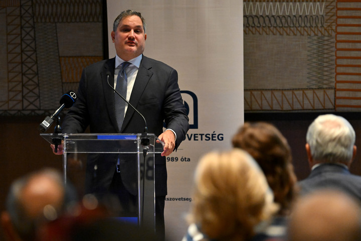 Fotó: MTI/Purger Tamás Nagy Márton: Az elektromos autózás jelenti a jövőt