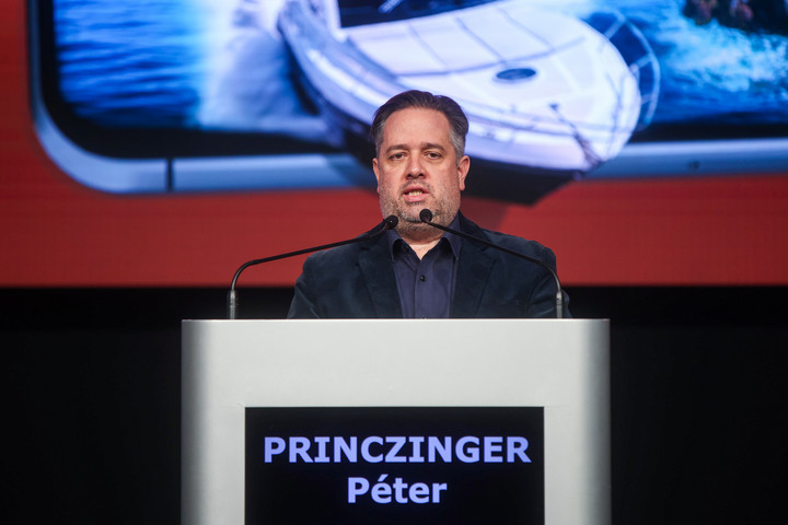 Fotó: MH/Török Péter Távozik posztjáról a Magyar Kerékpáros Szövetség elnöke