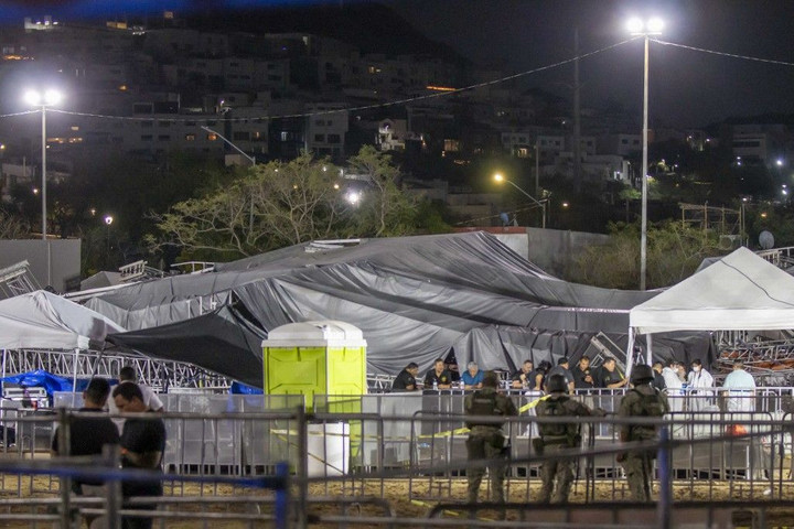 Fotó: AFP/Julio Cesar Aguilar Életeket követelt az összeomlott színpad