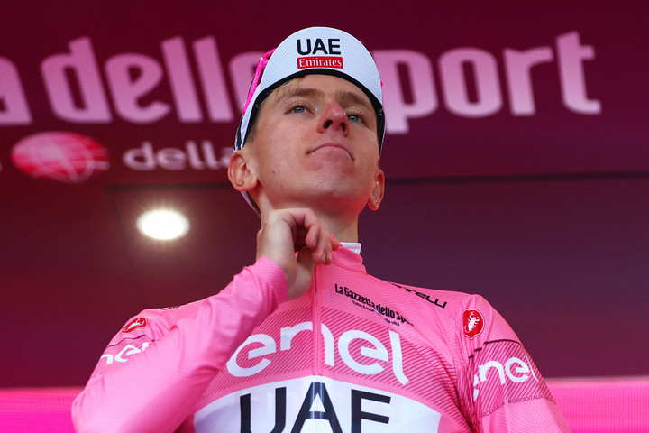 Fotó: AFP/Luca Bettini Giro d’Italia – Pogacar hegyi befutós sikerével átvette a rózsaszín trikót