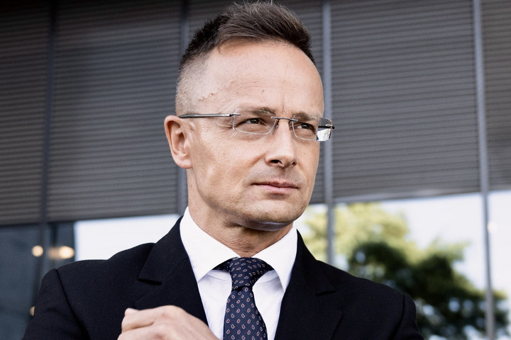 Gyász: Szijjártó Péter részvétét fejezte ki az iráni elnök és külügyminiszter halála miatt