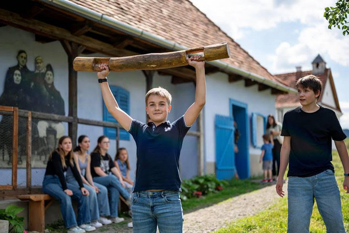 Falusi olimpia a Skanzenben