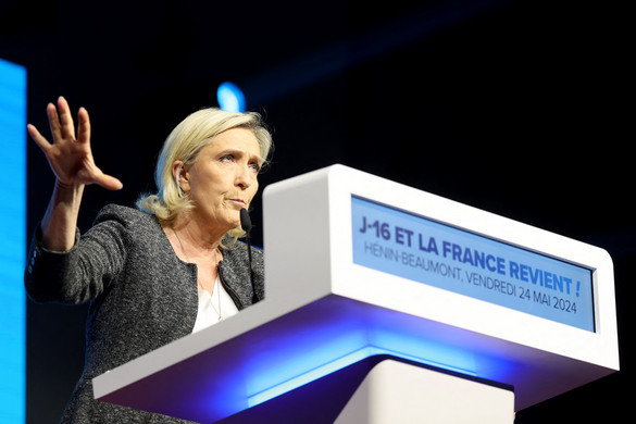 Marine Le Pen azt üzente Giorgia Meloninak, hogy együtt győzni tudnak Európában