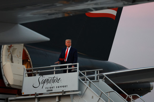 Reuters: Trump repülőgépe összeütközött egy másikkal