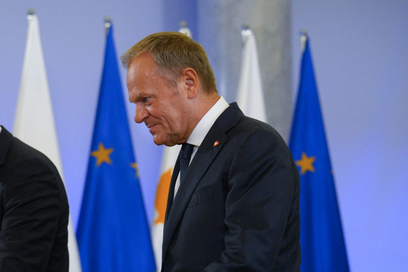 Ismét megkérdőjeleződött Tusk szavahihetősége