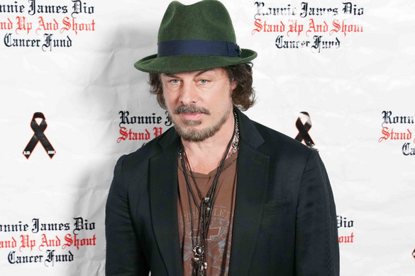 Richie Kotzen új dalokkal érkezik a Dürer Kertbe