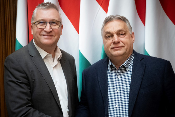 Orbán Viktor és Varga Mihály beállt a csepeli polgármesterjelölt mögé