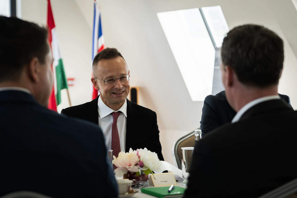 Szijjártó Péter: A Jaguar kulcsszerepet szán a budapesti fejlesztőközpontjának