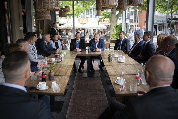 Orbán Viktor: Látni akarjuk felnőni gyerekeinket, unokáinkat, ezért állunk ki a béke mellett