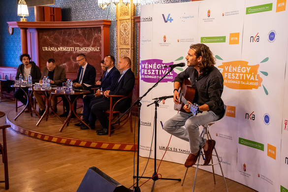 A Dunakanyarban, június 20-án indítja a nyarat a VéNégy Fesztivál és Színházi Találkozó