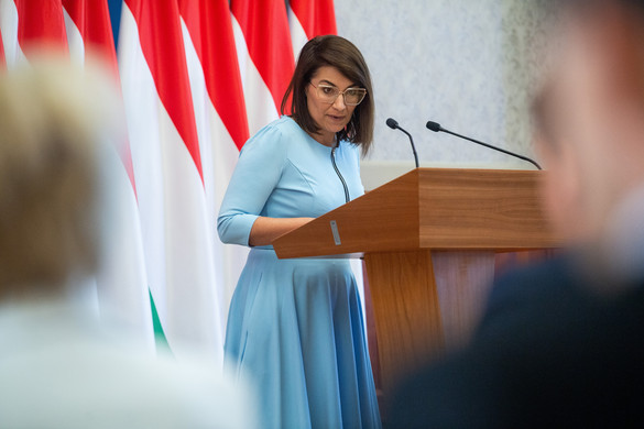 Illés Boglárka: A kormány támogatja az önellátás erősítését az élelmiszeripar területén