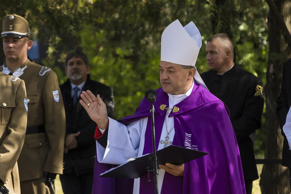 Felföldi László pécsi megyés püspök lesz a csíksomlyói búcsú szónoka