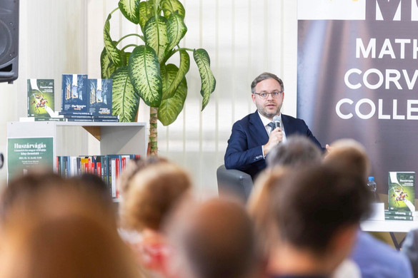 Orbán Balázs: Magyarországnak ki kell maradnia a háborúból!