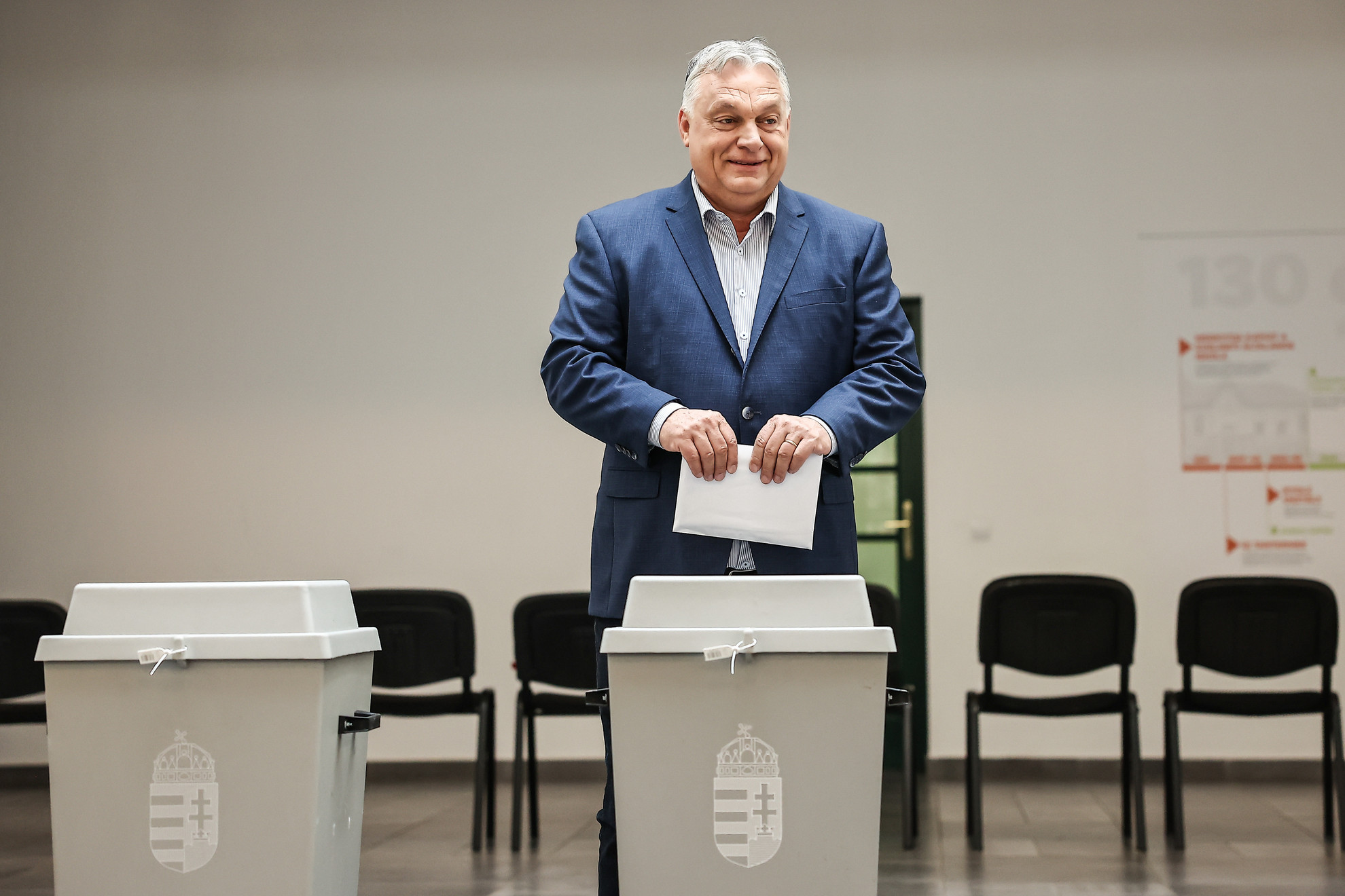 Orbán Viktor leadta szavazatát