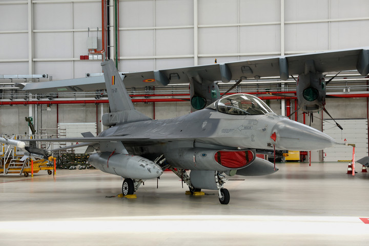 Fotó: AFP/Simon Wohlfahrt Ukrajna F–16-os vadászgépeket kapott Hollandiától