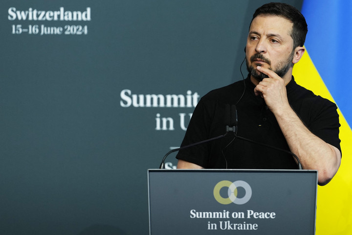 Fotó: AFP/Dimitar Dilkoff Lesújtó híreket kapott Zelenszkij