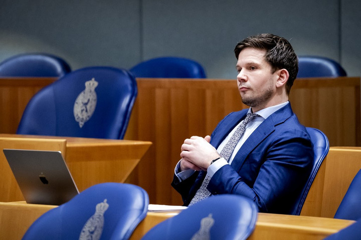 Fotó: ANP MAG/ANP via AFP/Robin Van Lonkhuijsen Közmunkára ítéltek egy parlamenti képviselőt