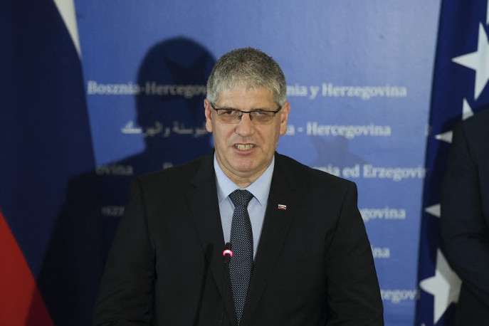 Fotó: AFP/Anadolu/Anadolu Agency/Samar Jordamovic Szlovénia készen áll közös határőrizetre Olaszországgal és Horvátországgal