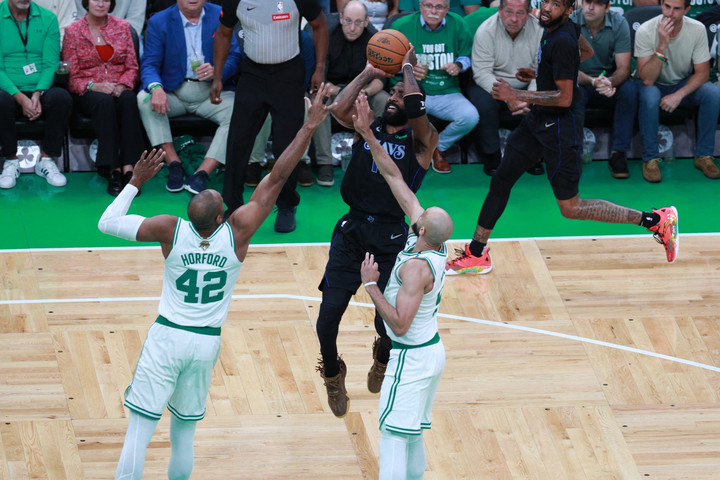 NBA: A Boston nyerte a döntő első meccsét