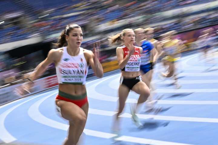 Fotó: MTI/Kovács Tamás Sulyán Alexa elődöntős 200 méteren