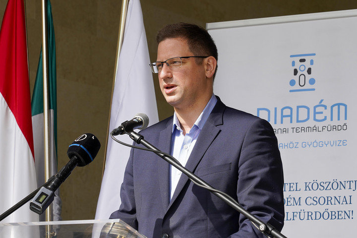 Fotó: MTI/Filep István Átadták a felújított Diadém Csornai Termálfürdőt
