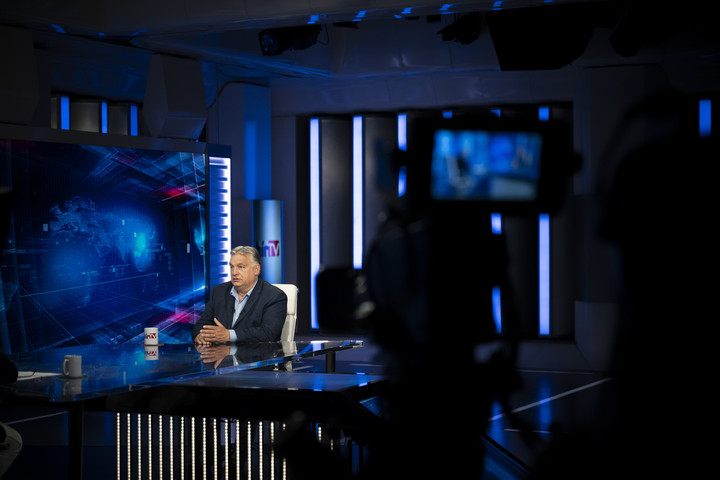 Fotó: MTI/Miniszterelnöki Sajtóiroda/Benko Vivien Cher Orbán Viktor: Változás nélkül néhány hónapra lehetünk a háborútól