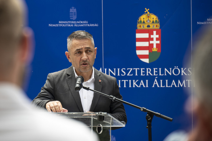 Fotó: MTI/Szigetváry Zsolt Potápi Árpád János: Megjelent a Határtalanul program új pályázati kiírása