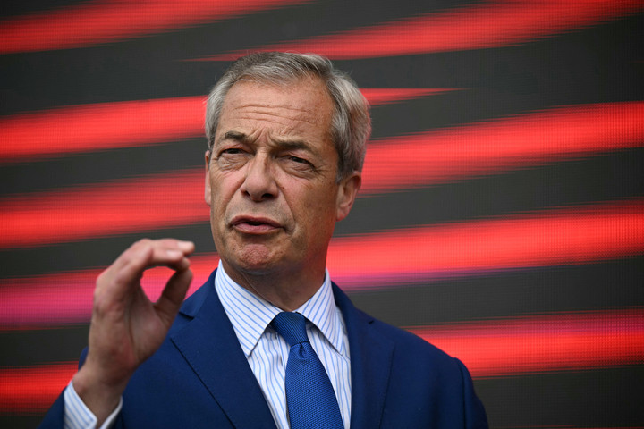 Nigel Farage pártja maga alá gyűrte a konzervatívokat
