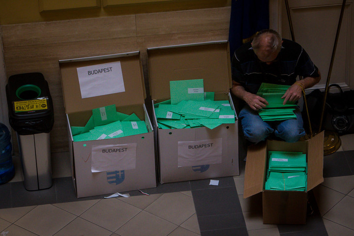 Jelentkezőket várnak a szavazatszámláló bizottságokba