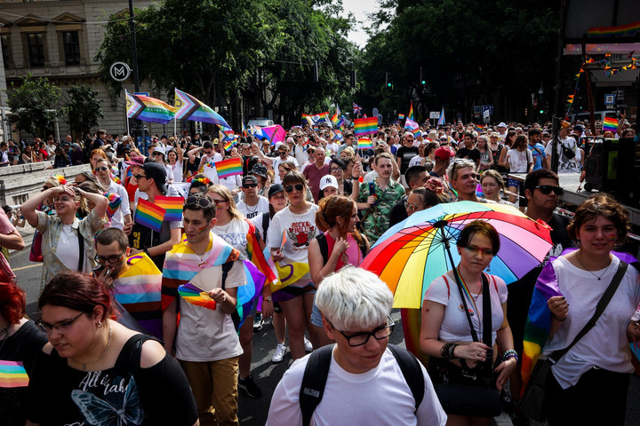A Fidesz benyújtotta a Pride-ot érintő törvénymódosítást
