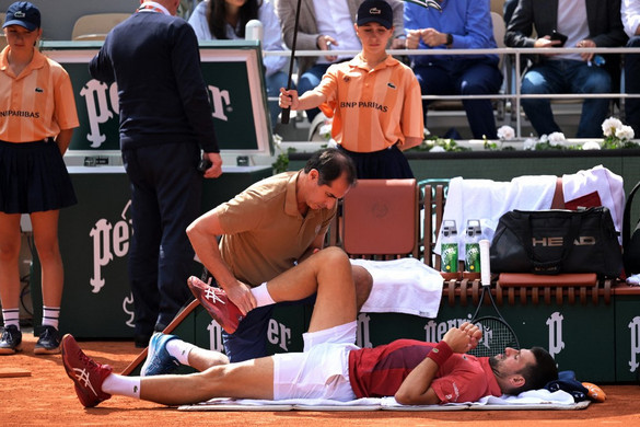 Djokovic túl van a térdműtéten