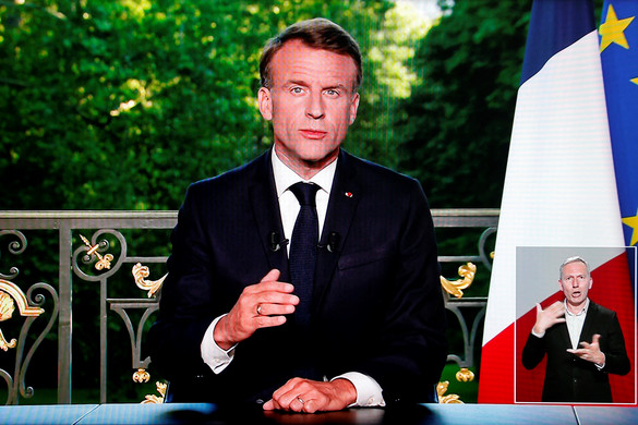 Emmanuel Macron politikája megbukott