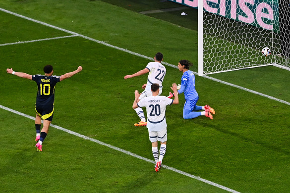 Döntetlen a skót–svájci meccsen