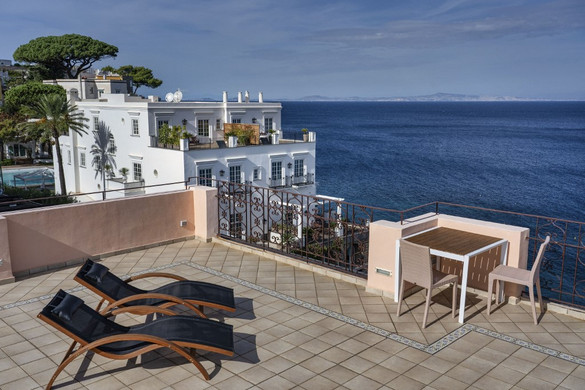 Capri egyelőre nem fogad turistákat