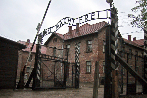Kóser ételek az auschwitzi emlékhely közelében