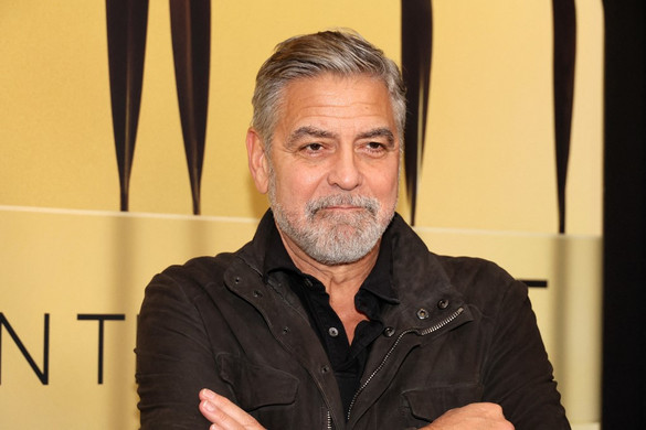 Ezek után jobb, ha elkerüli az emeleti ablakokat George Clooney