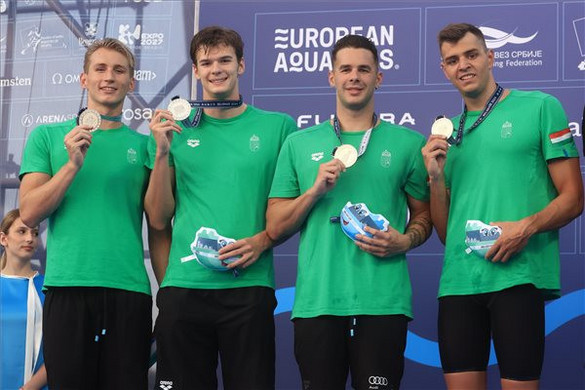 Vizes Eb: Mindkét magyar váltó ezüstérmes 4x200 méter gyorson