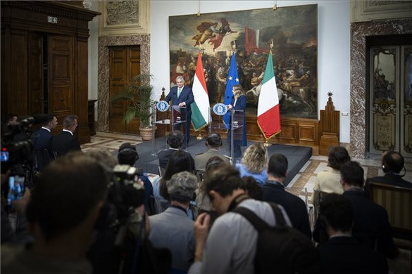 Orbán Viktor: Ha nem kötünk európai versenyképességi paktumot, munkahelyek százezrei veszhetnek el
