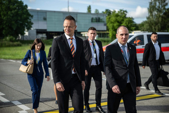 Szijjártó Péter: Érdemi béketárgyalásokat a háborúzó felek között!