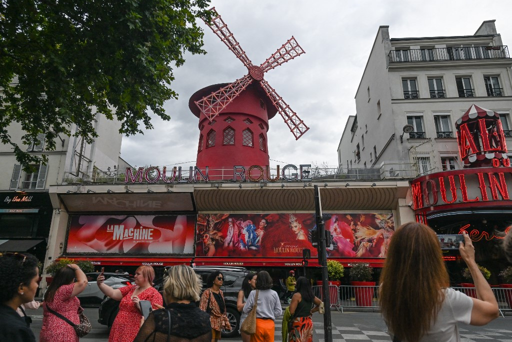 Újra forog a Moulin Rouge Kép