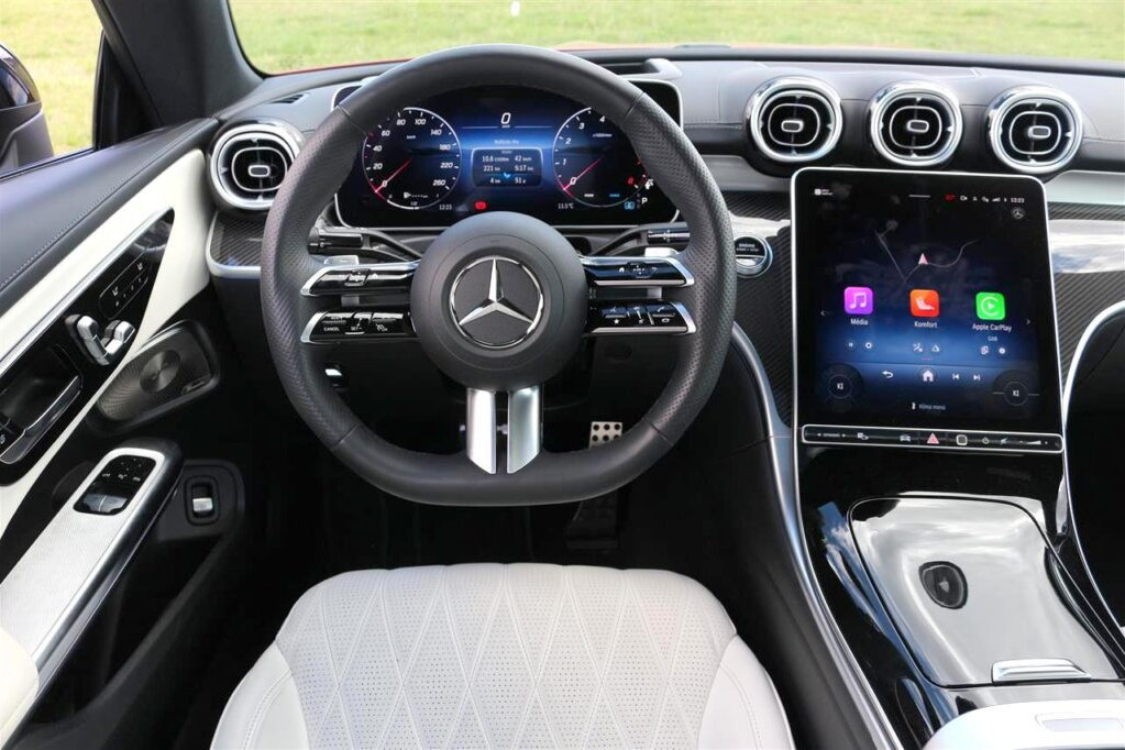 Fotó: SportVerda Mercedes CLE 300 belső