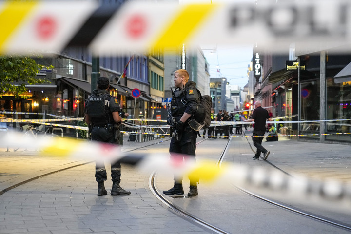Fotó: AFP/NTB/Javad Parsa Harminc évre ítélték az oslói melegbárban lövöldöző férfit
