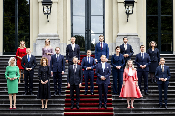 Letette az esküt az új holland kormány