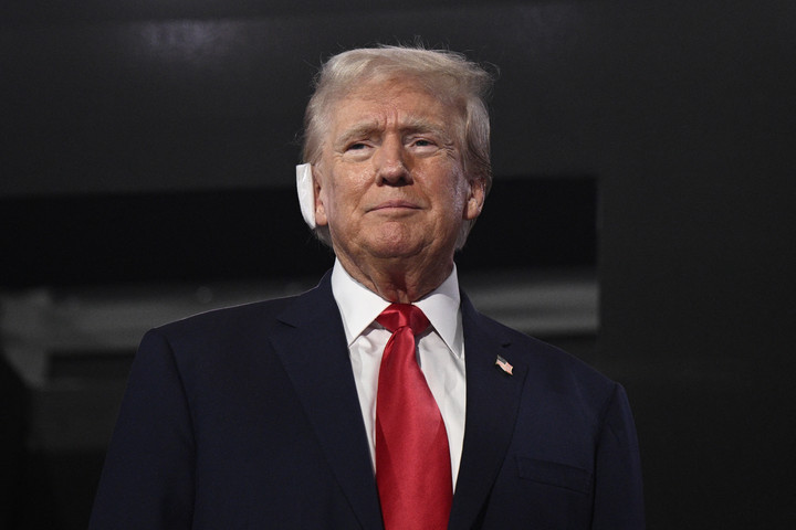 A Trump-gyilkossági kísérlet miatt lemond az amerikai titkosszolgálat vezetője