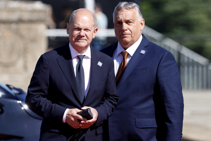 Fotó: AFP/Ludovic Marin Orbán Viktor üdvözli az új német migrációs politikát