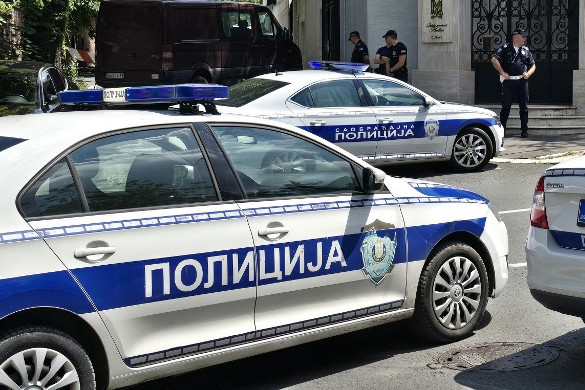 Fotó: AFP/Anadolu Agency/Filip Stevanovic A szerb hatóságok lecsaptak a rendőrgyilkosra