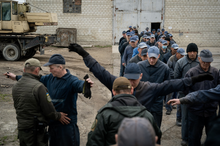 Fotó: NurPhoto via AFP/Alfons Cabrera Több mint háromezer ukrán elítélt már besorozás alatt áll