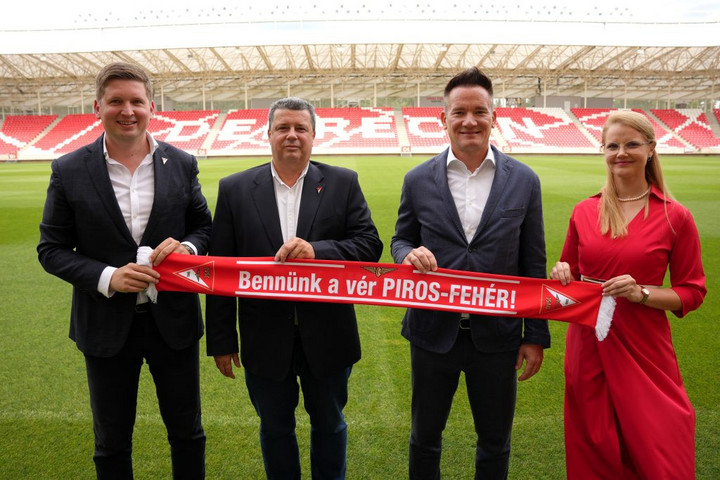 Együttműködési megállapodást kötött az MBH Bank és a Nagyerdei Stadion