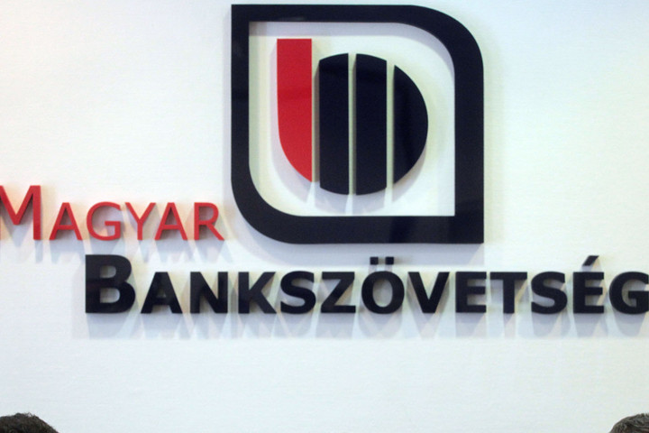 Fotó: MH-archív/Csudai Sándor Háborognak a bankok